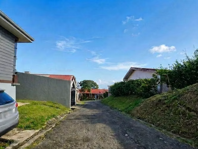 Venta Lote plano de 622 m² en Lomas del Sol, Ciudad Quesada - Imagen 4
