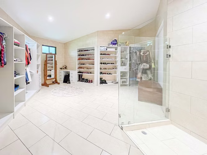 CASA DE 450 M2 DE UNA PLANTA CON 1.875 M2 DE LOTE EN SANTA ANA PIEDADES - Imagen 10