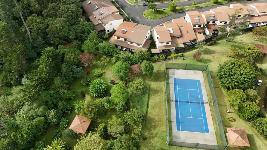 Venta apartamento Tres Rios, La Floresta - 2 parqueos · 2 hab · 81 m²