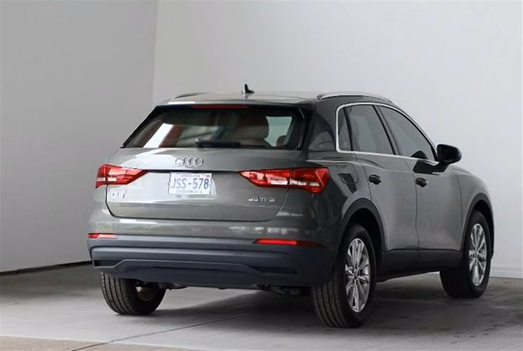 AUDI Q3 2026 AUTOMÁTICA GASOLINA GRIS