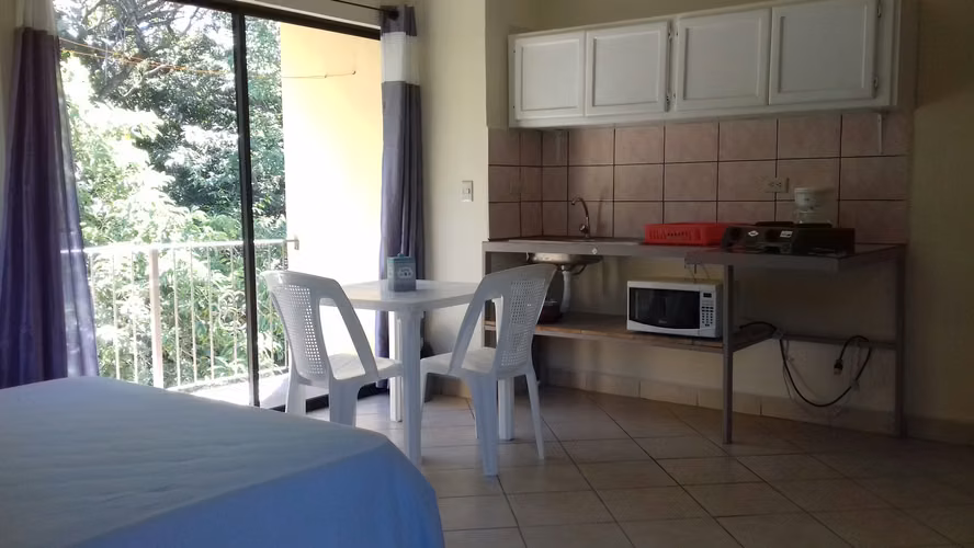 Se alquila bonito apartamento amueblado - La Garita (Lagos del Coyol) Zona Franca
