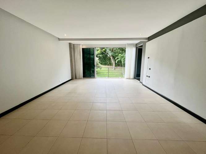 YA Amplio apartamento en Condominio Alto de las Palomas