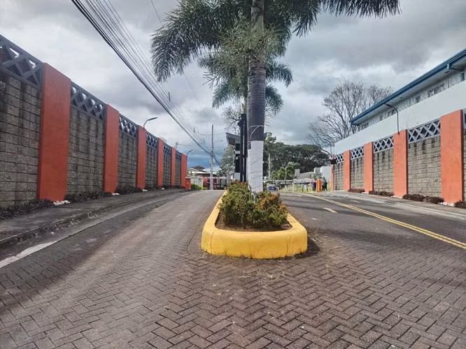 Lote de 317 m² en Residencial Exclusivo, Alajuela Centro - Imagen 2