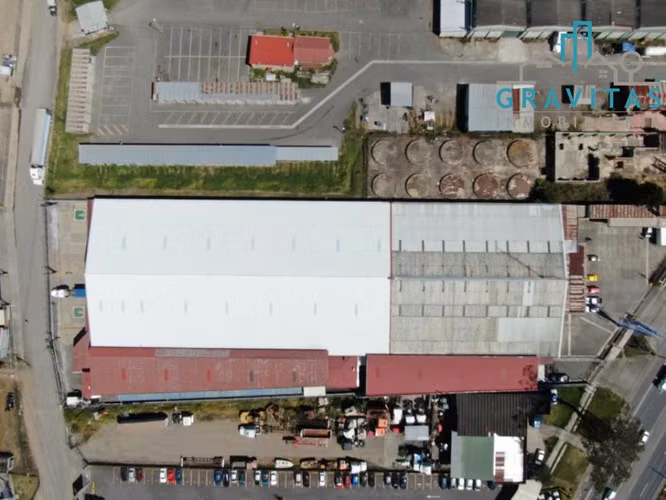 Bodega en venta en Cartago, uso de suelo mixto ID 827