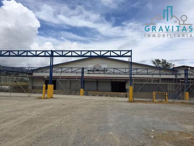 Bodega en venta en Cartago, uso de suelo mixto ID 827