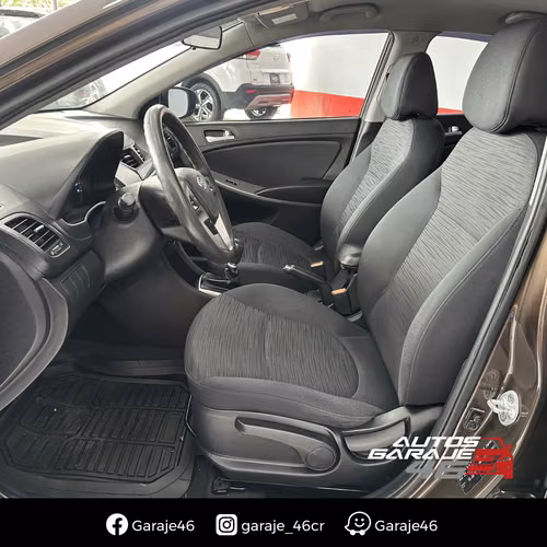 HYUNDAI ACCENT BLUE GL 2017 Manual - Imagen 11