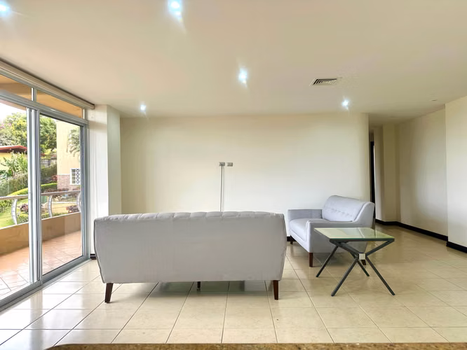 ALQUILER DE APARTAMENTO AMUEBLADO EN CONDOMINIO VALLE ARRIBA - Imagen 9
