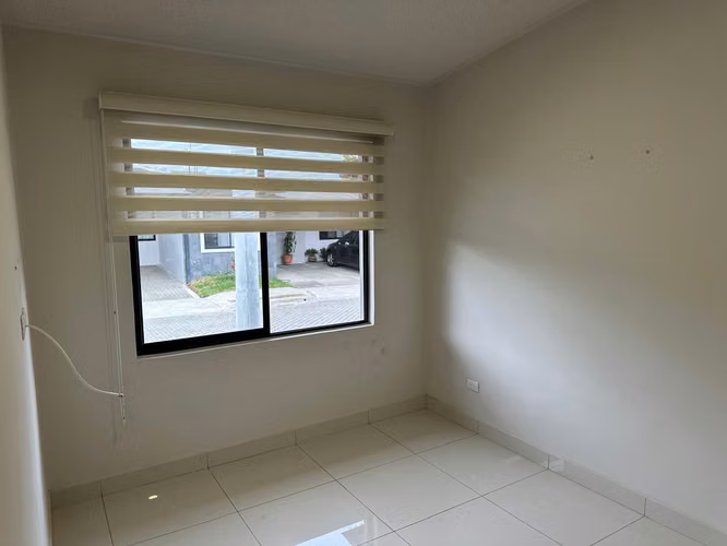 OPORTUNIDAD venta de Casa de un piso en Condominio Robles de Lindora, Pozos de Santa Ana - Imagen 5