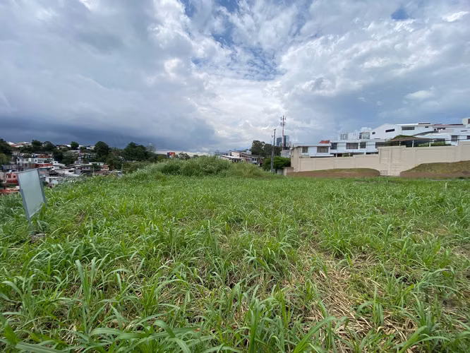 Venta de Excelente Terreno en Rohmoser, San José. 6025