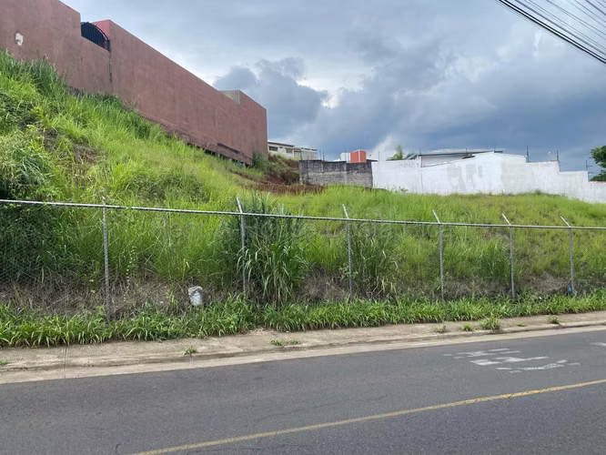 Oportunidad! Lote Esquinero en La Ceiba de Alajuela