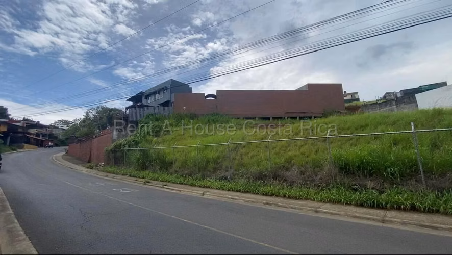 Oportunidad! Lote Esquinero en La Ceiba de Alajuela