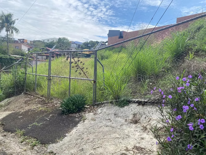 Oportunidad! Lote Esquinero en La Ceiba de Alajuela