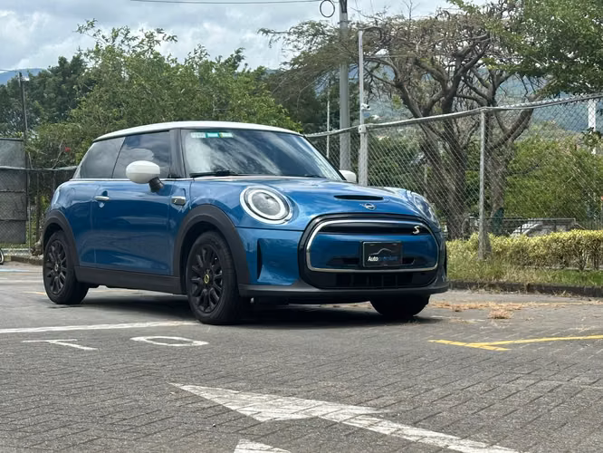 MINI COOPER SE