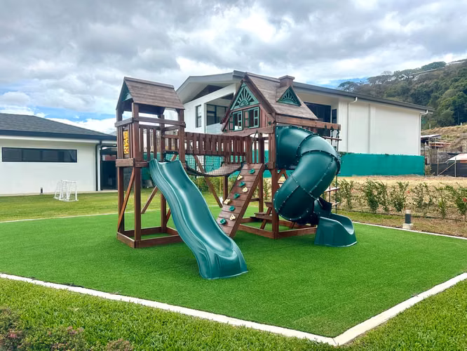 VENTA DE LOTE EN CONDOMINIO VISTA REAL SANTA ANA - Imagen 8