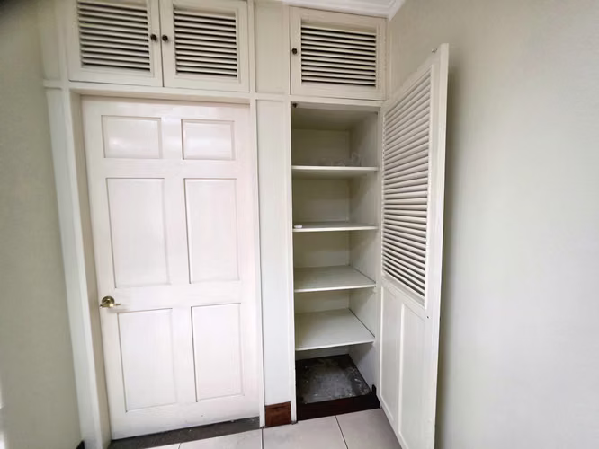 Oficina con servicios y AC en Barrio Dent, Montes de Oca, San José - Imagen 12
