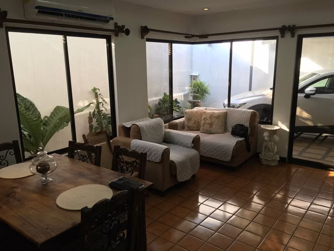  ¡ Hermosa Casa en el Coyol de Alajuela !