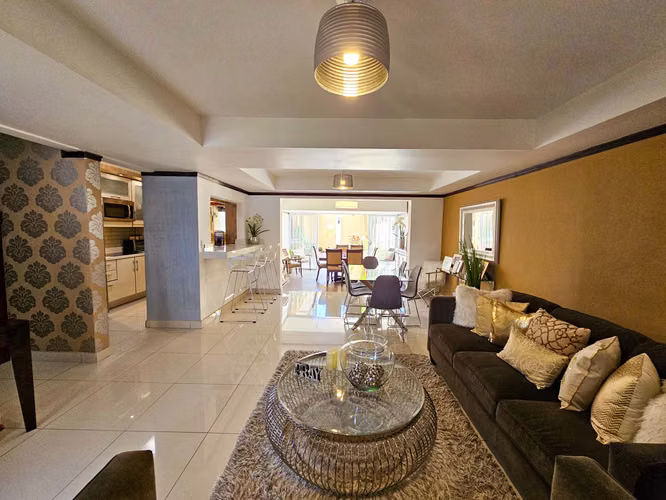 Venta de casa Amplia e Iluminada con 1 planta en Belén