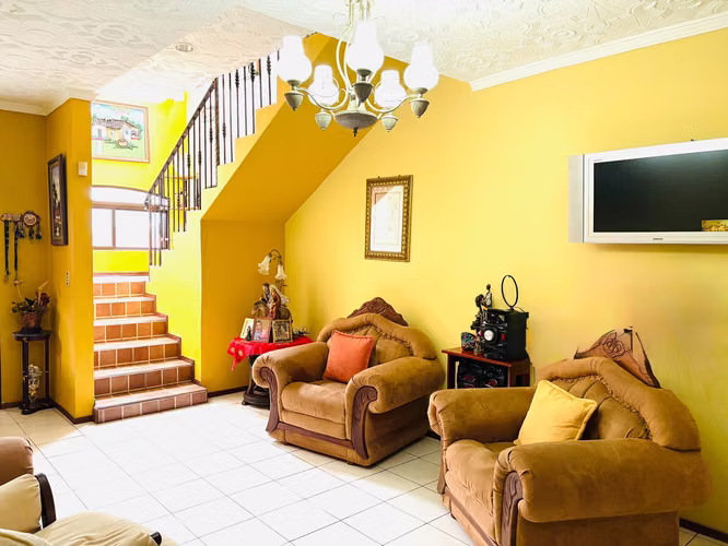 CASA CON LOTE GRANDE EN VENTA, ALAJUELA, GRECIA, RESIDENCIAL - Imagen 11