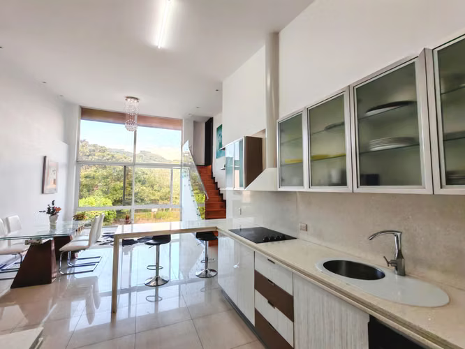 Santa Ana- 3 habitaciones- Amoblado- Piscina