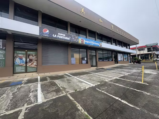 AMPLIO LOCAL EN PAVAS CERCA DE ZONA INDUSTRIAL