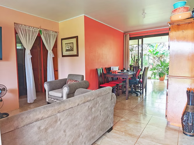 Preciosa Casa de Oportunidad en San Carlos