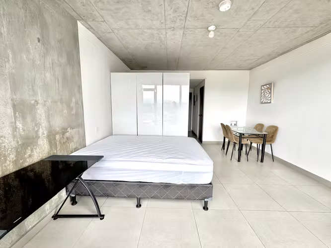 ALQUILER DE APARTAMENTO FULL AMUEBLADO EN TORRE EN CURRIDABAT CON AIRE ACONDICIONADO - Imagen 7