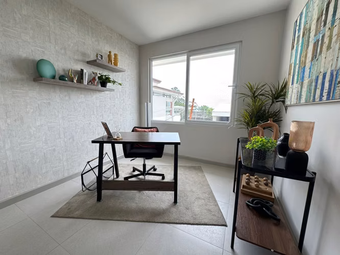 Casa en venta en Belén Heredia. Para estrenar!