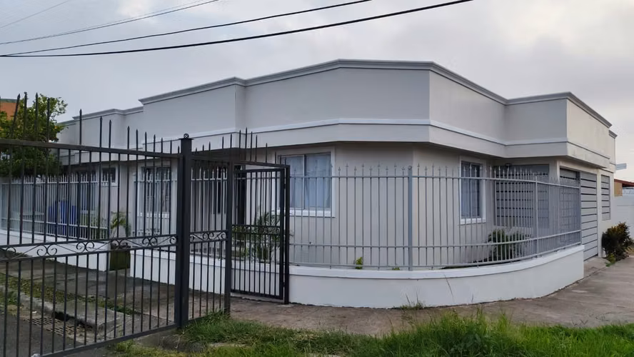 LA GUACIMA ALQUILO CASA  1 SOLO NIVEL - Imagen 8