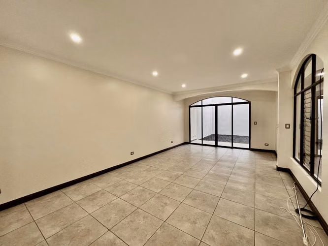 Casa en alquiler en Alajuela Centro – Residencial tranquilo KS - Imagen 3