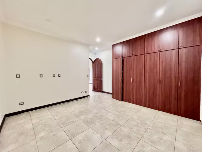 Casa en alquiler en Alajuela Centro – Residencial tranquilo KS - Imagen 10