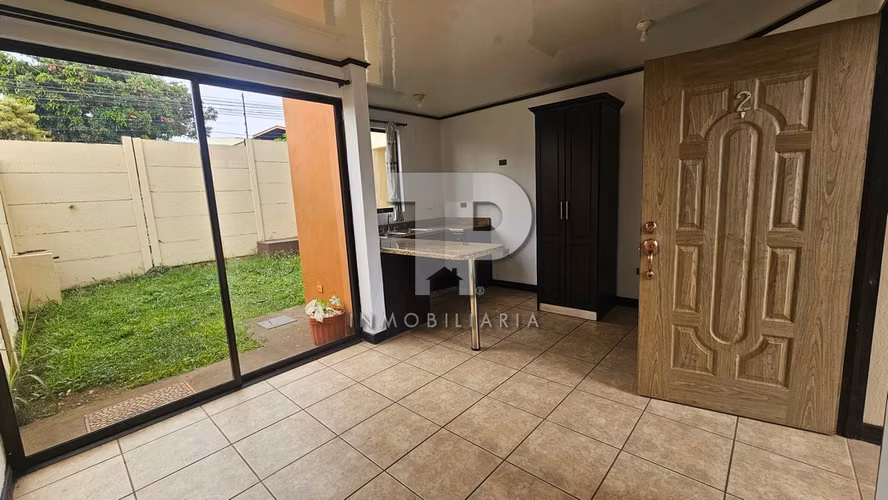 Apartamento en San Francisco de Heredia JCC45