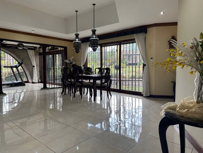 HERMOSA CASA INDEPENDIENTE CON USO RESIDENCIAL Y COMERCIAL - Imagen 19