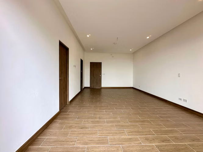 VENTA DE PENTHOUSE  EN CONDOMINIO VISTA AL VALLE - SANTA ANA