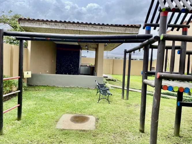 Confort Seguridad  Espacios Generosos | Condominio En Sabanilla