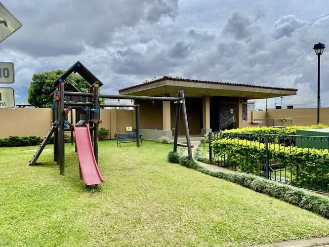 Confort Seguridad  Espacios Generosos | Condominio En Sabanilla