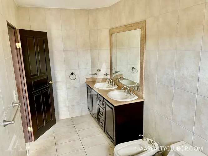 Confort Seguridad  Espacios Generosos | Condominio En Sabanilla - Imagen 13