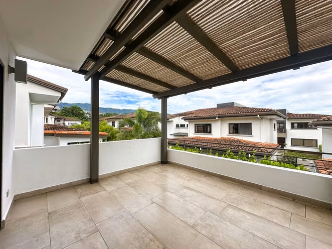VENTA Y ALQUILER DE CASA EN CONDOMINIO LOMAS DEL VALLE AMUEBLADA - Imagen 18