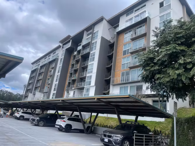 ESCAZU: APARTAMENTO EN VENTA AMUEBLADO Y ALQUILADO! - Imagen 20