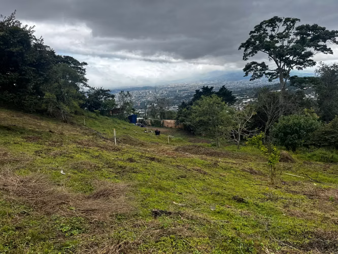 Exc Vista - Entre Naturaleza - Una Vivienda