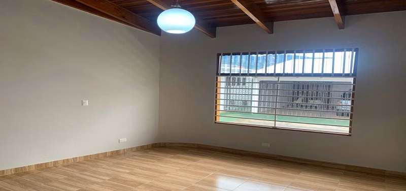Alquiler de Elegante Casa de una planta en Residencial Privado – San Rafael de Escazú - Imagen 9