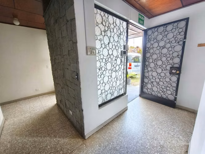 Se vende propiedad comercial. Curridabat Centro