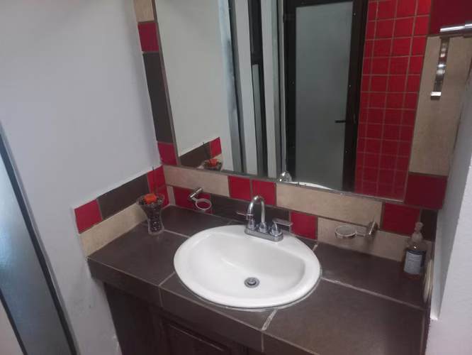!Propiedad de Lujo en La Garita, Casa Principal + 2 Apartamentos!