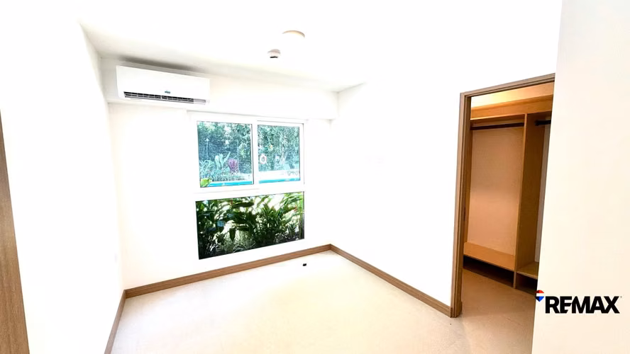 Venta de Condo - Condo Tropical a Pasos de Playa Jacó