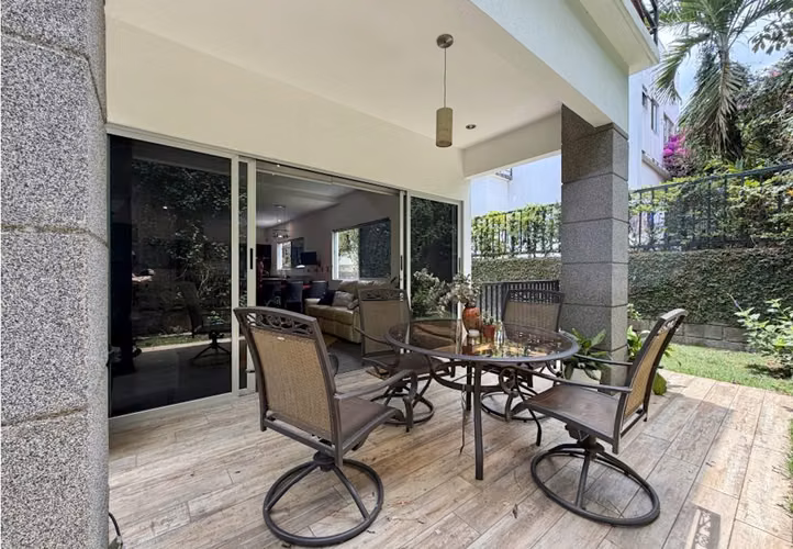 Venta de casa CON PRECIO DE OPORTUNIDAD,