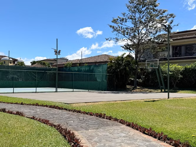 Venta de Casa de una planta en Condominio en La Ribera de Belén GUM - Imagen 12