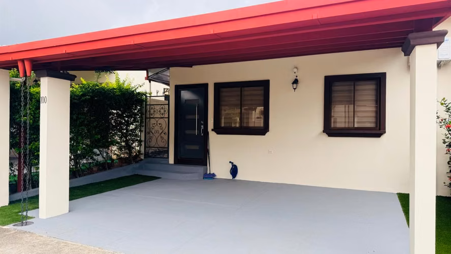 CASA AMUEBLADA EN ALQUILER