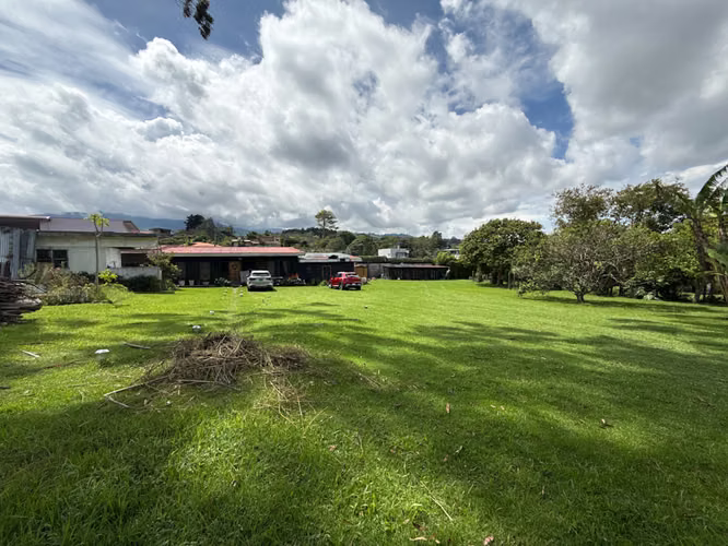 Venta de Terreno mucho potencial de desarrollo