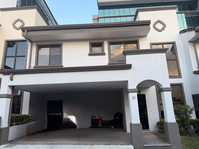SE VENDE CASA EN CONDOMINIO ATOCHA ULLOA DE HEREDIA