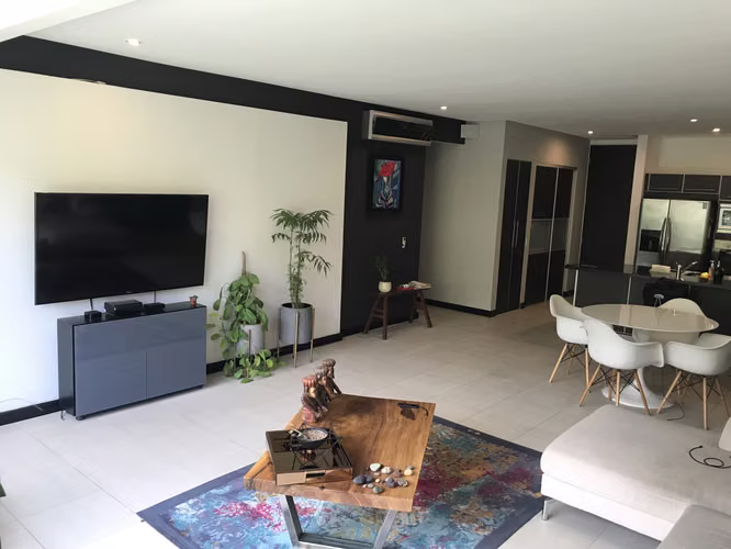 Exclusivo apartamento con gran vista a áreas verdes. - Imagen 4