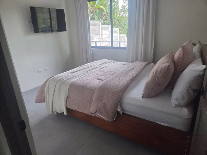 Moderna Villa  con Vista Panorámica y Jacuzzi Privado – Oportunidad Única de Compra